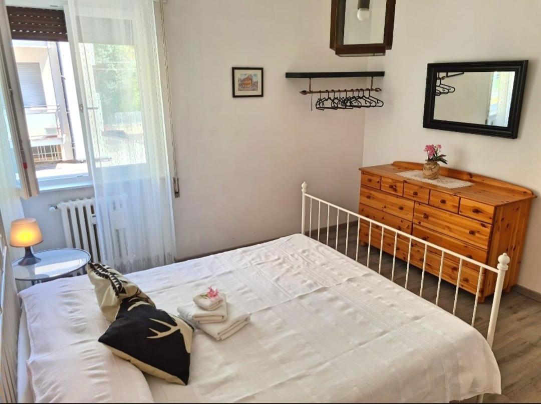Santo Stefano Lägenhet Lecco Exteriör bild
