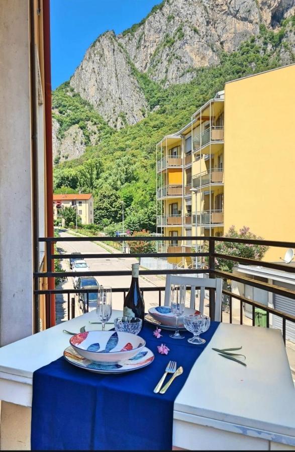 Santo Stefano Lägenhet Lecco Exteriör bild